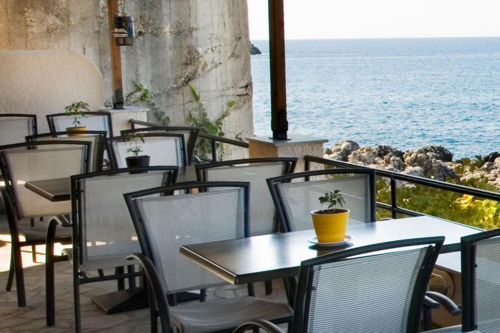 Anniska Hotel Кардамили Екстериор снимка